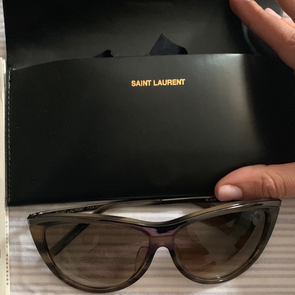 Guaranteed authentic, the perfect sun glasses